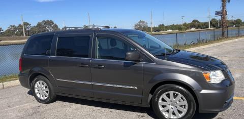 Chrysler Town & Country 2016