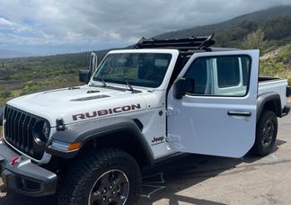 Jeep Gladiator car