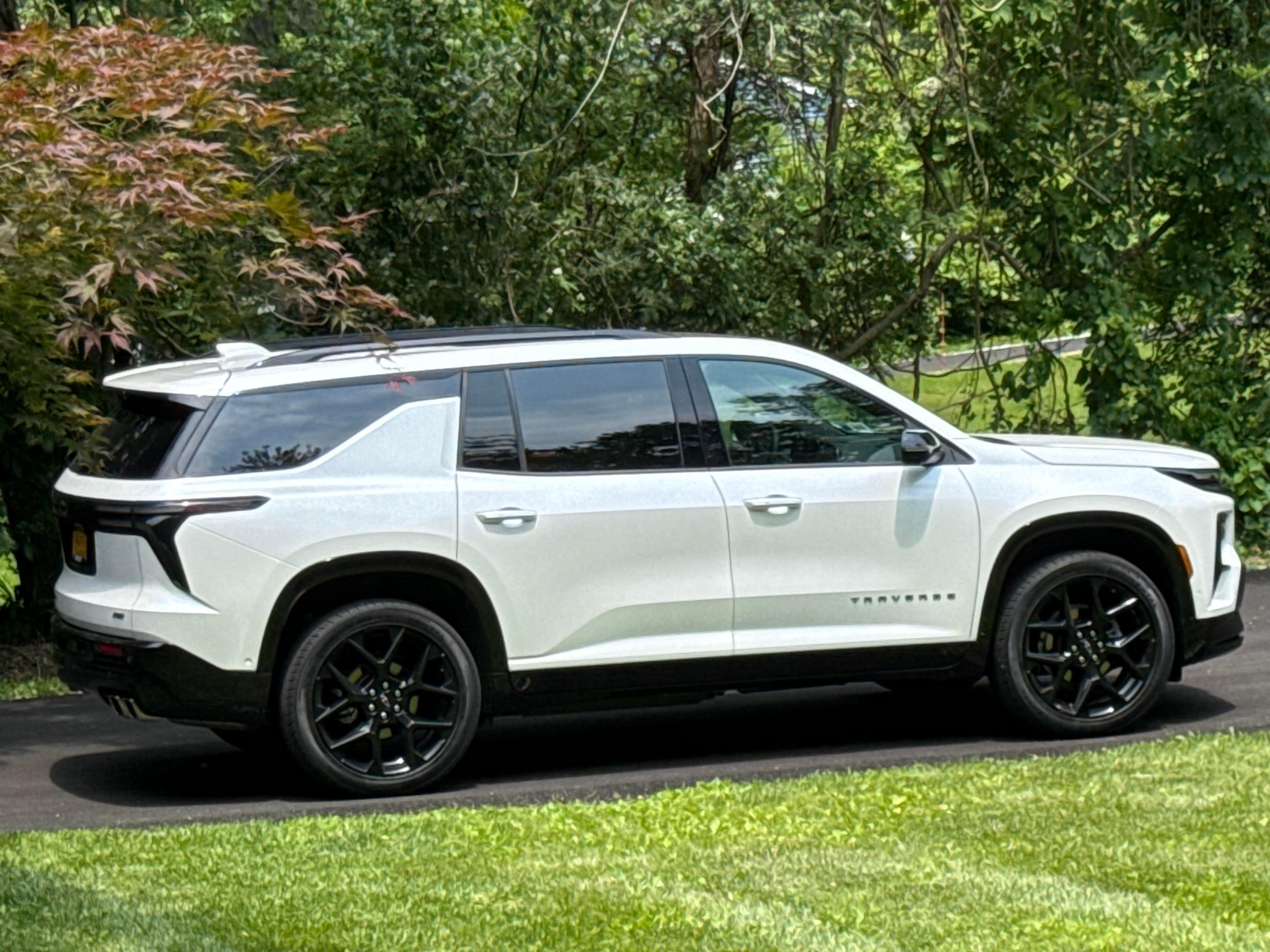 Chevrolet Traverse 2024 in 
