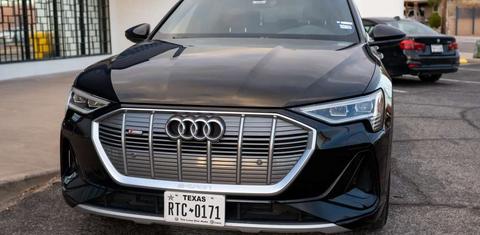 Audi e-tron 2022