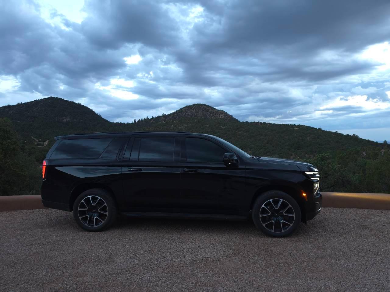 Chevrolet Suburban 2026 in Santa Fe, NM