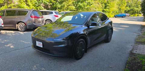 Tesla Model Y 2026