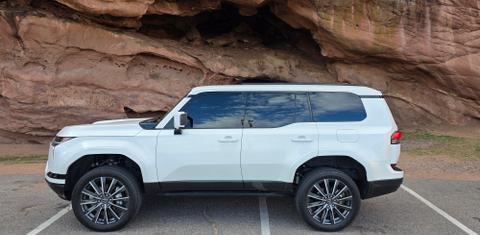 Lexus GX 2024
