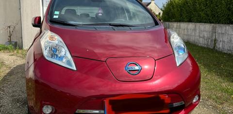 Nissan LEAF 2014