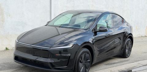 Tesla Model Y 2026