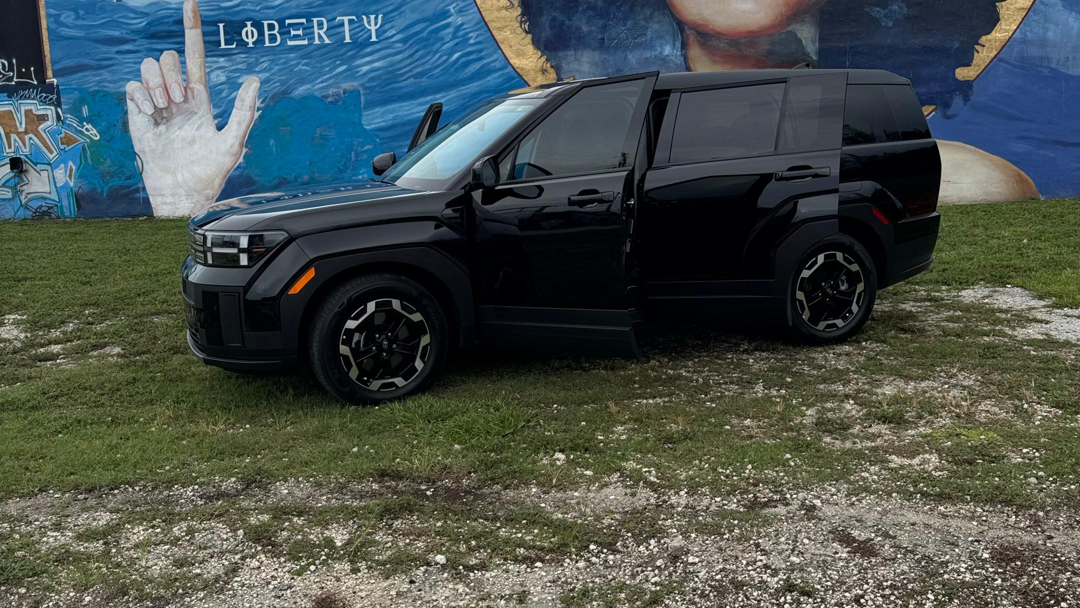 Hyundai Santa Fe 2025 in Hialeah Gardens, FL