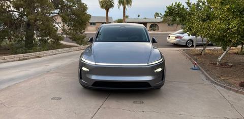 Tesla Model Y 2026