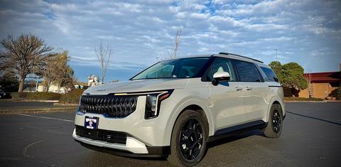 Kia Carnival Hybrid 2026
