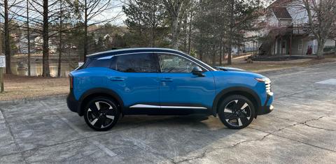 Nissan Kicks 2025