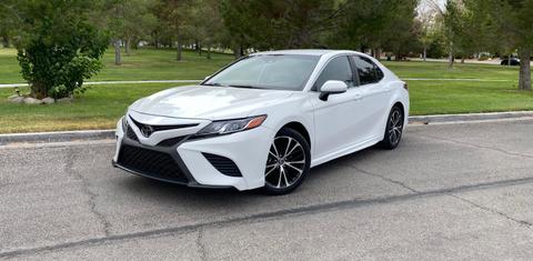 Toyota Camry 2019
