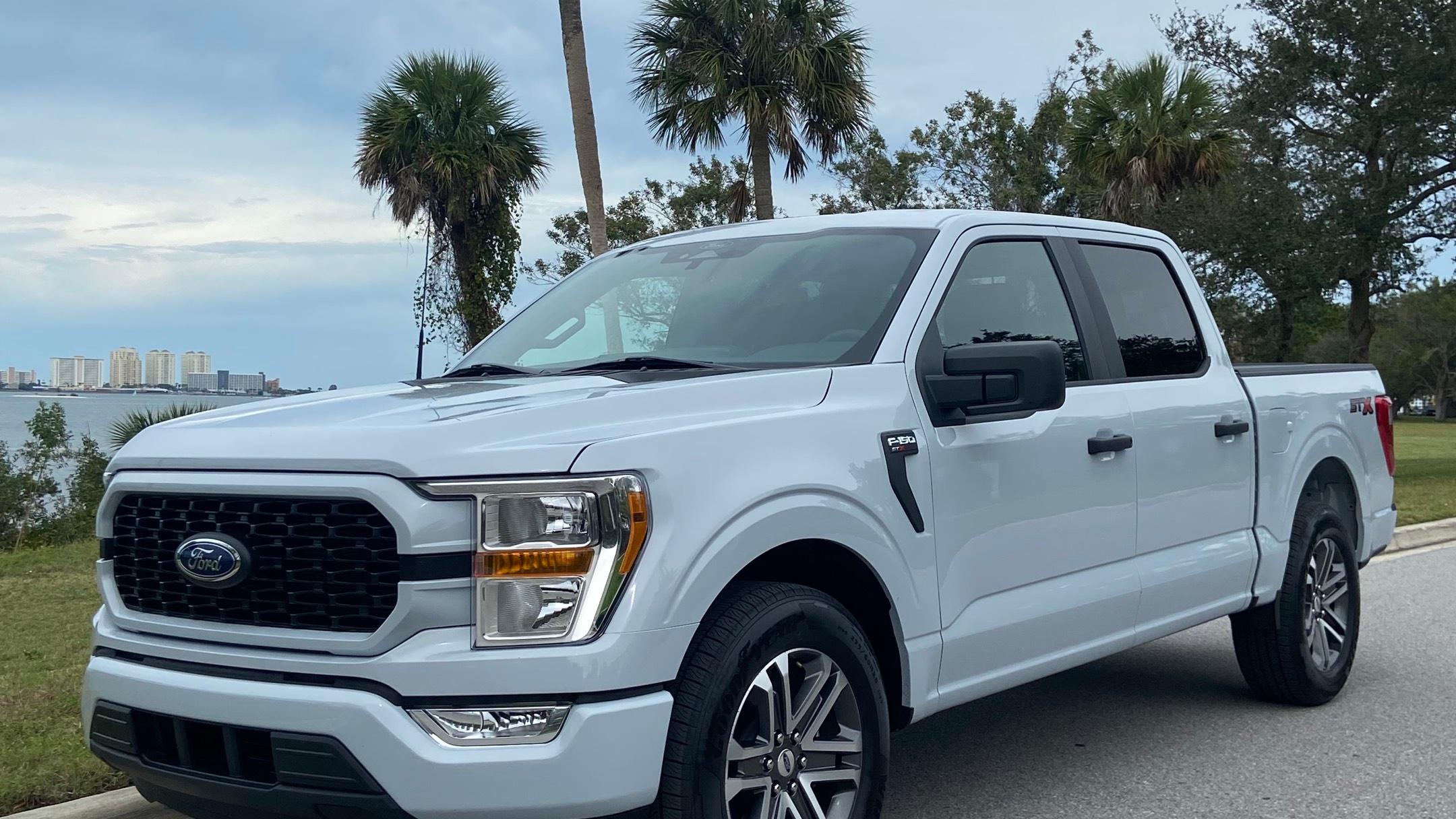 Ford F-150 2022 in 