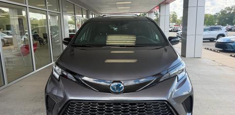 Toyota Sienna 2025