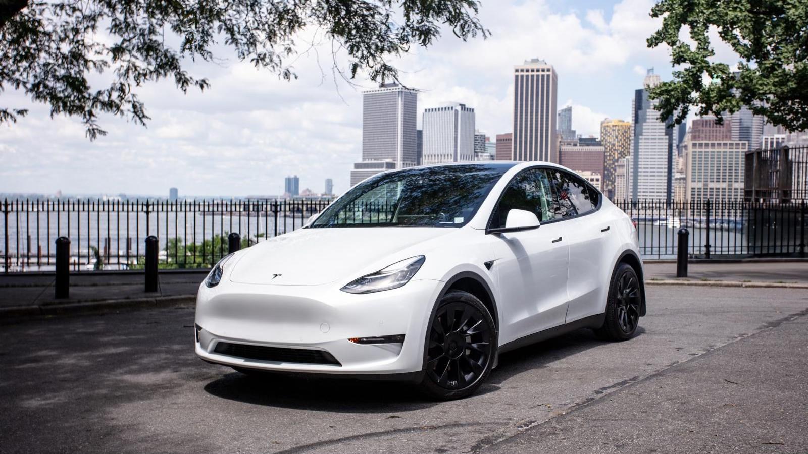Tesla Model Y 2022 in Valley Stream, NY