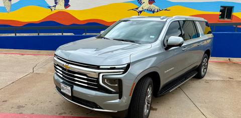 Chevrolet Suburban 2025