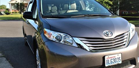 Toyota Sienna 2015