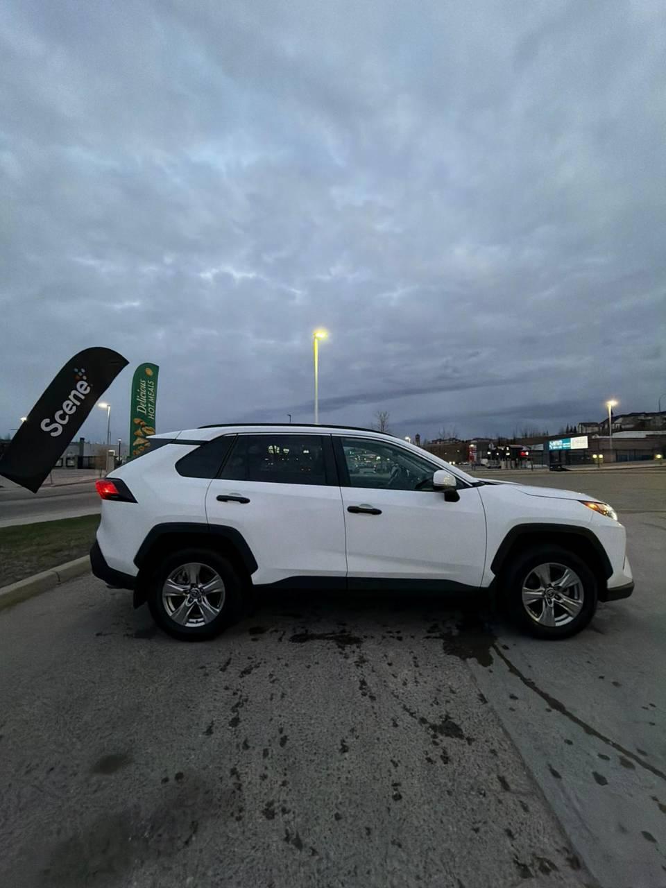 Toyota RAV4 2022 à 