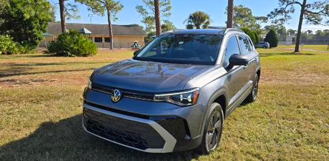 Volkswagen Taos 2025