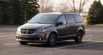 Dodge Grand Caravan 2017 — Car rental alternative in Warren, MI