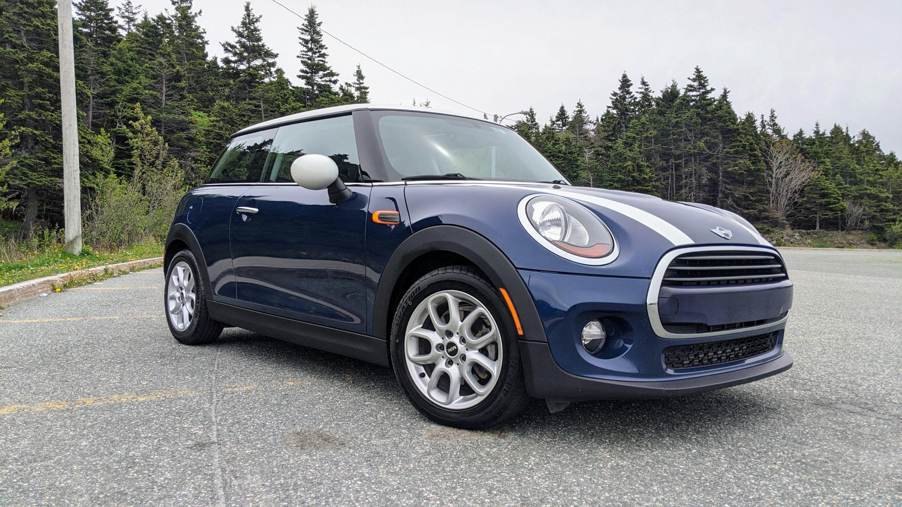MINI Hardtop 2 Door 2017 à Paradise, NL
