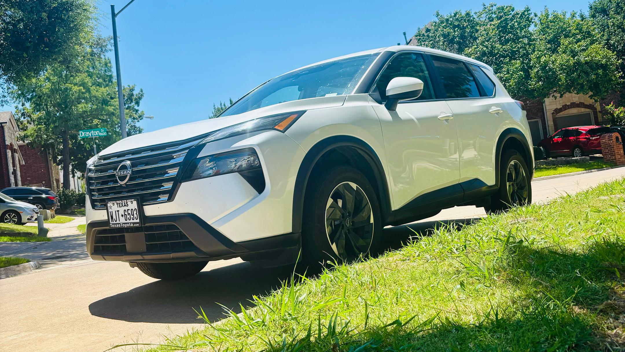 Nissan Rogue 2024 in Irving, TX