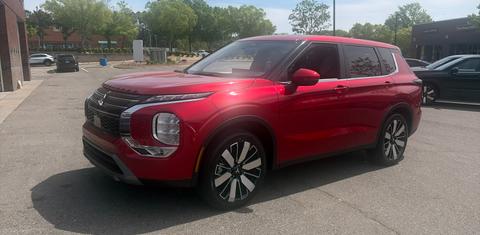 Mitsubishi Outlander 2025