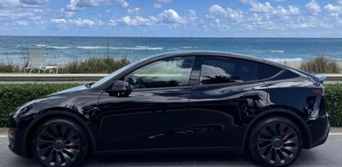 Tesla Model Y 2022