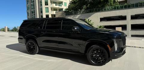 Cadillac Escalade ESV 2025