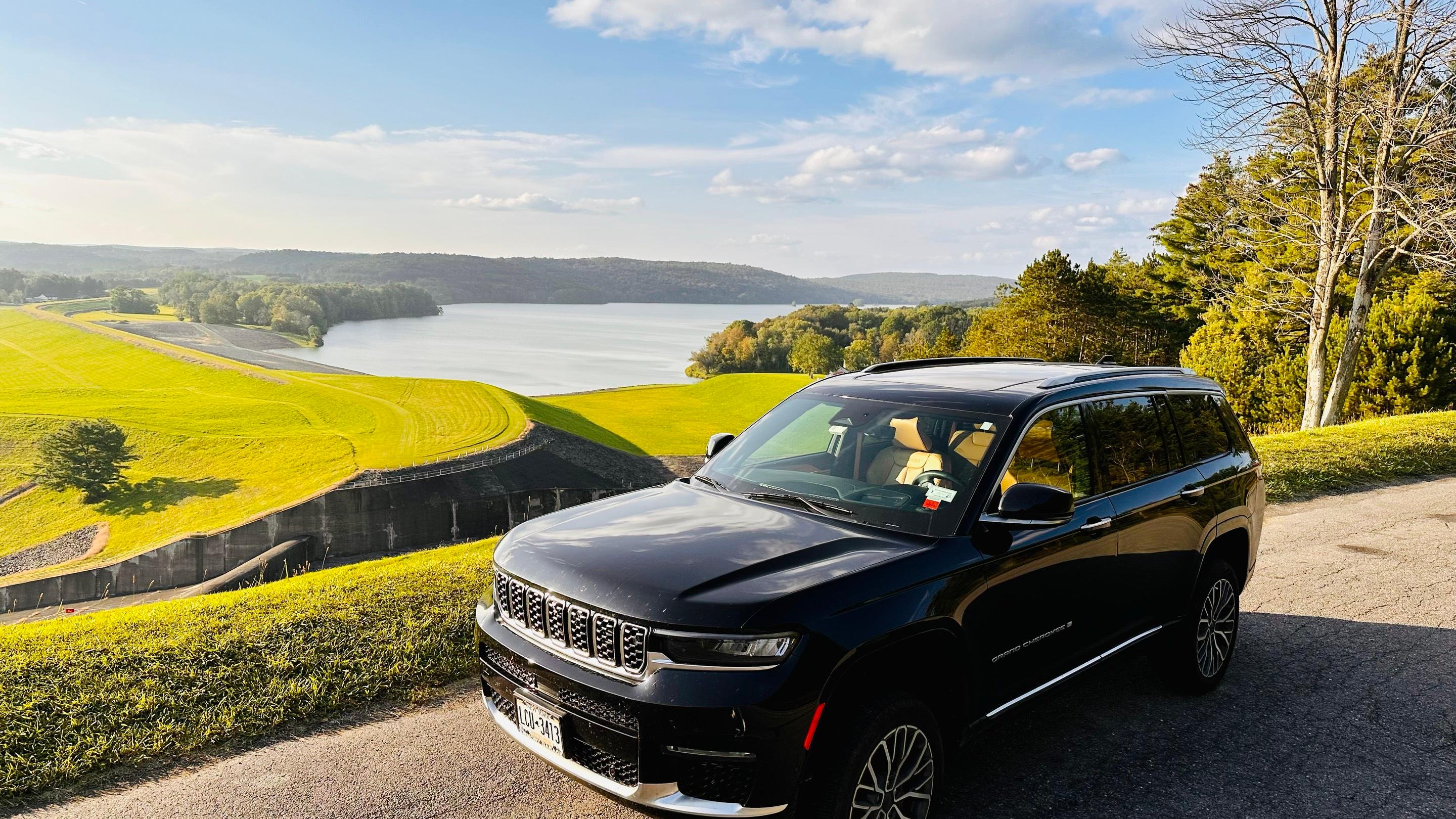 Jeep Grand Cherokee 2021 in Utica, NY
