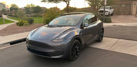 Tesla Model Y 2023