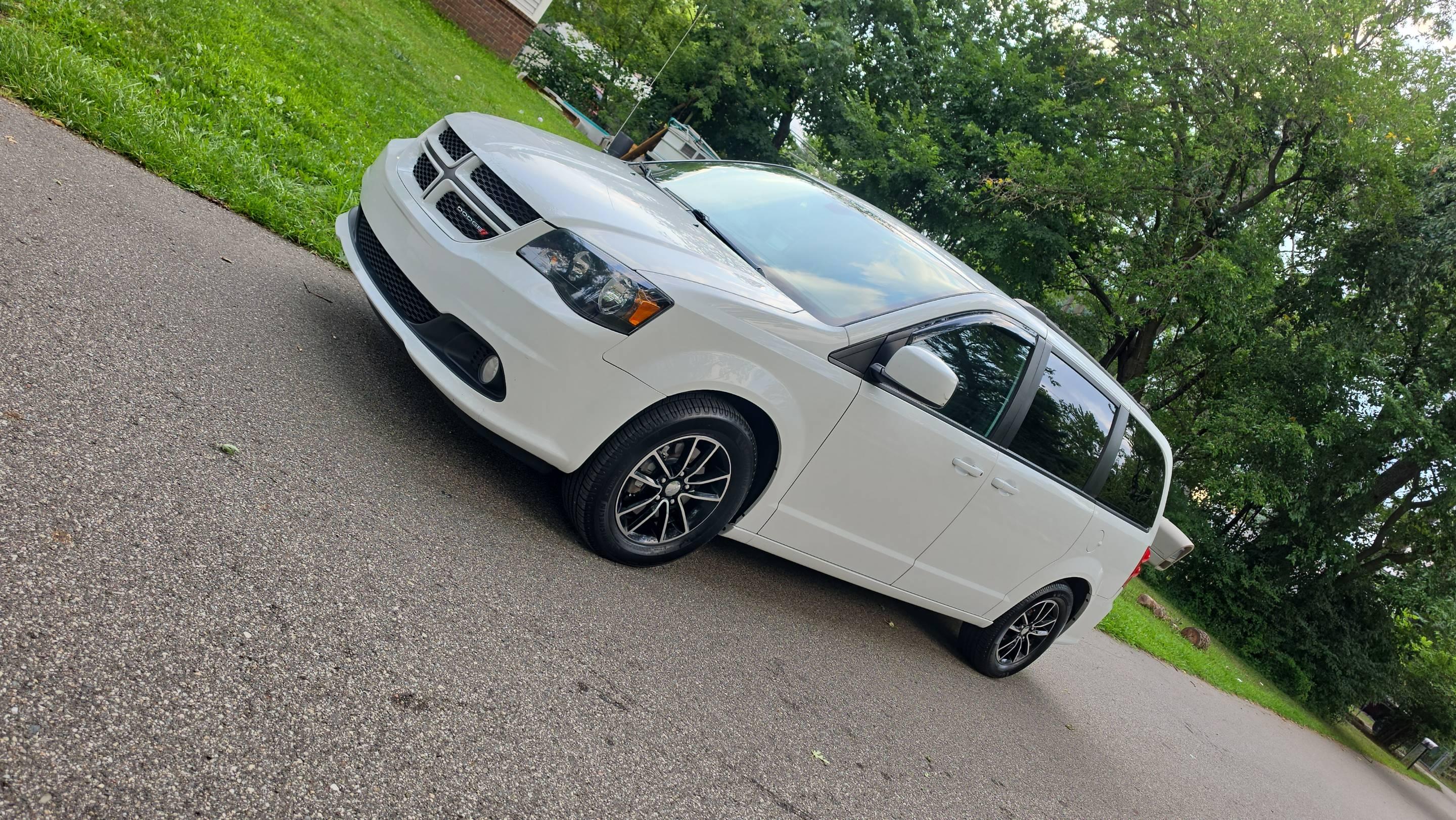 Dodge Grand Caravan 2018 in Commerce Township, MI