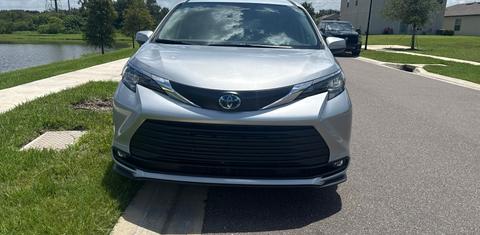 Toyota Sienna 2025