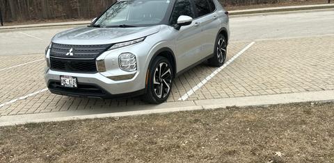 Mitsubishi Outlander 2024