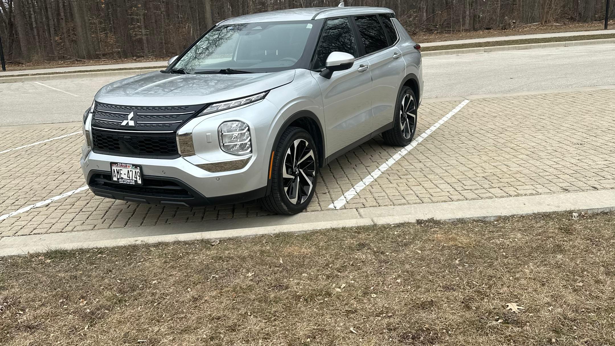 Mitsubishi Outlander 2024 in Milwaukee, WI