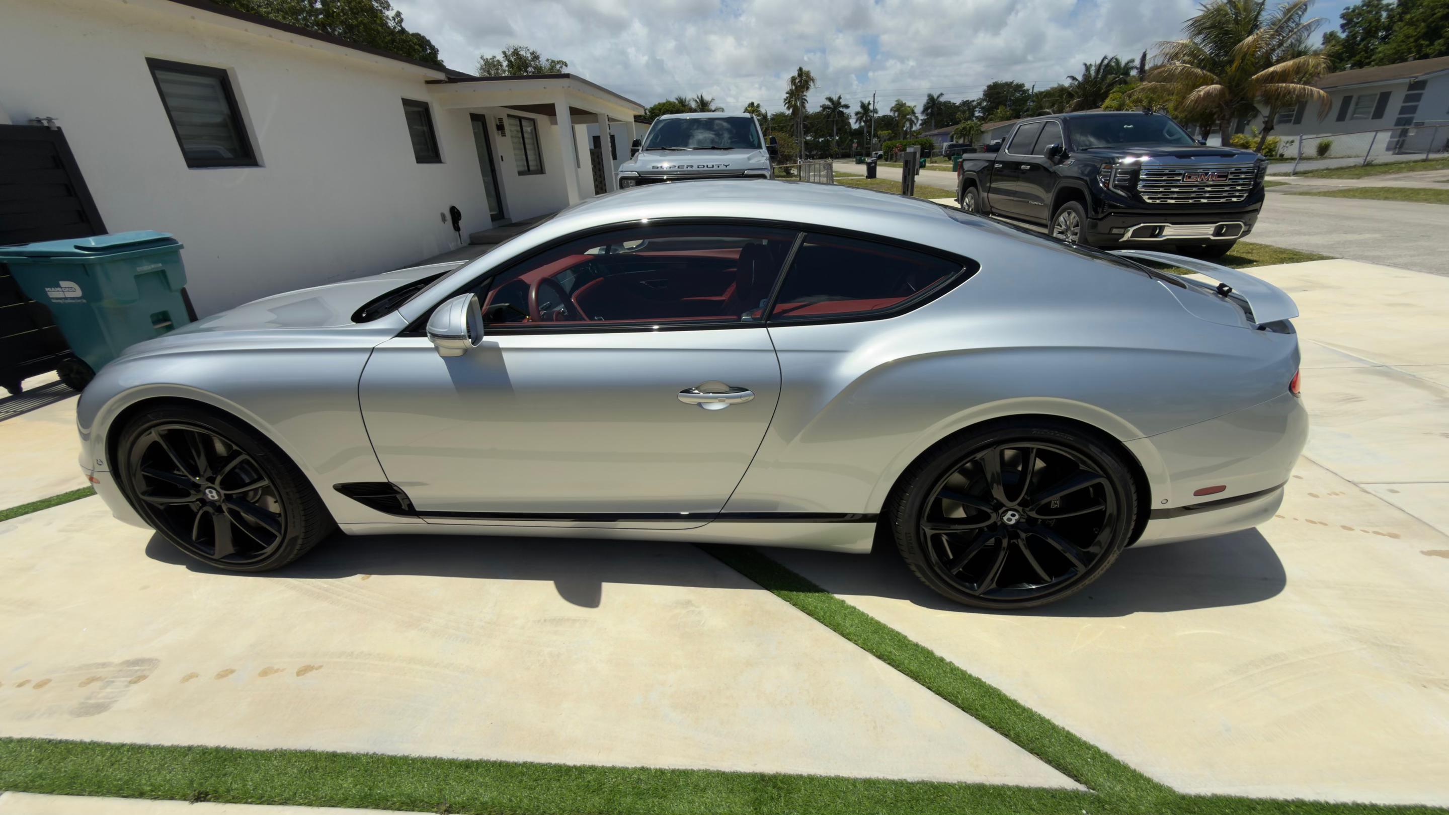 Bentley Continental GT 2020 in 
