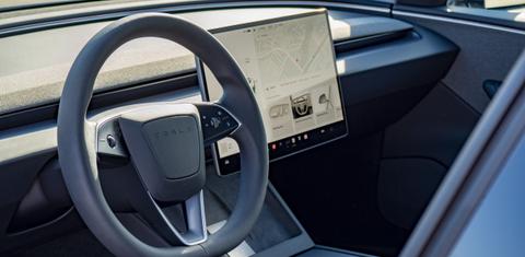 Tesla Model 3 2024