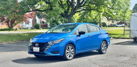 Nissan Versa 2024