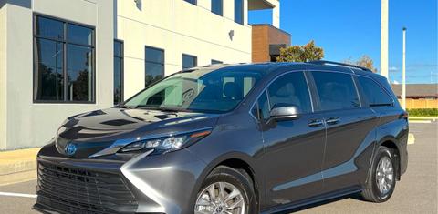 Toyota Sienna 2025