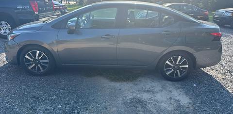 Nissan Versa 2021