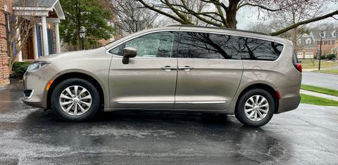 Chrysler Pacifica 2017