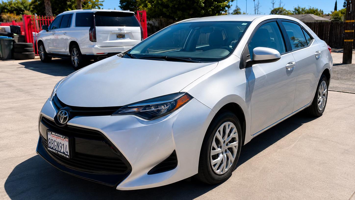 Toyota Corolla 2018 in Fresno, CA