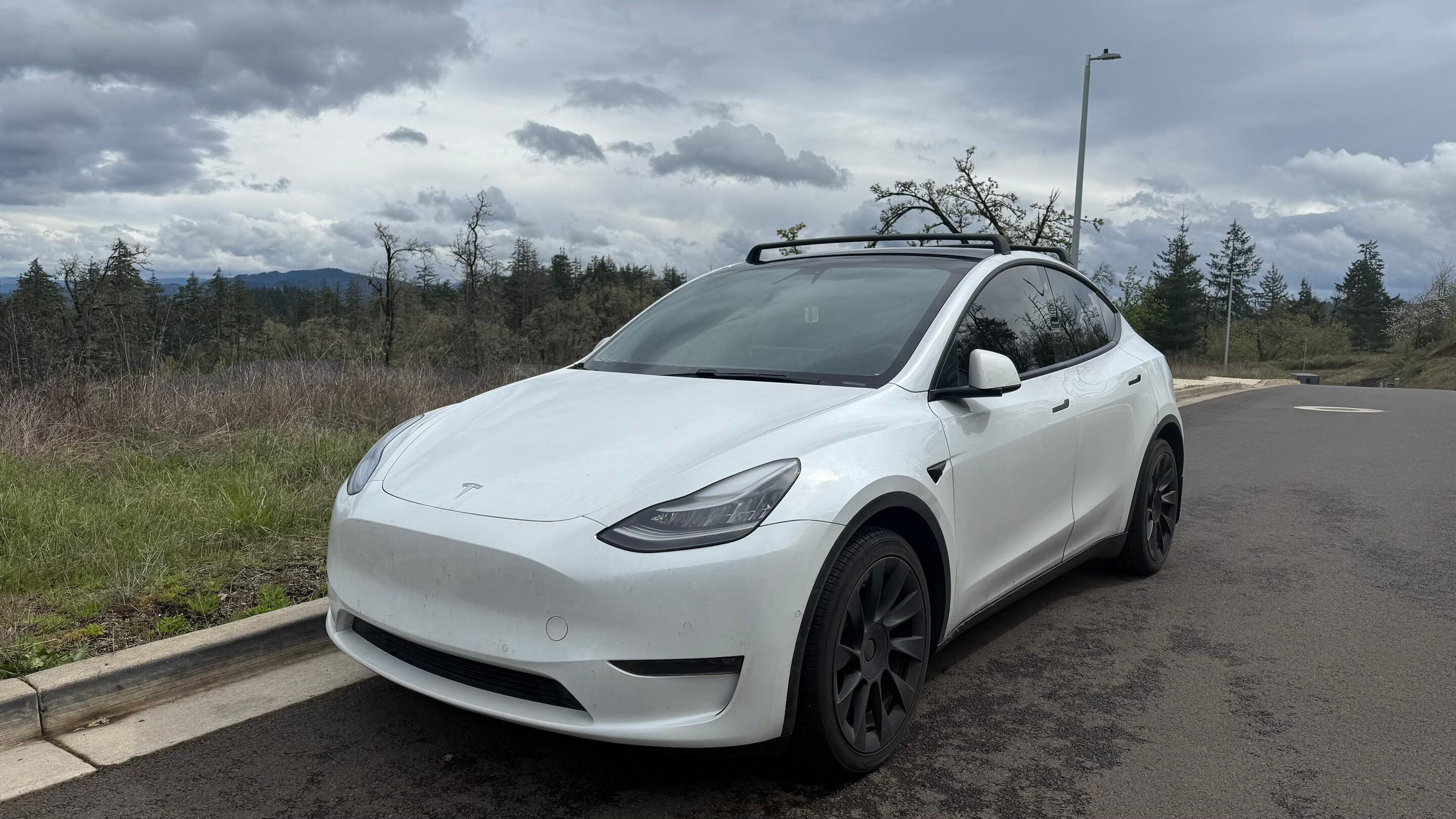 Tesla Model Y 2021 in Eugene, OR