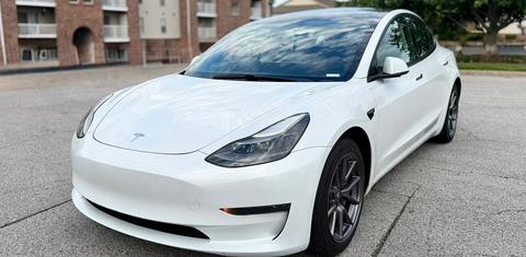 Tesla Model 3 2023