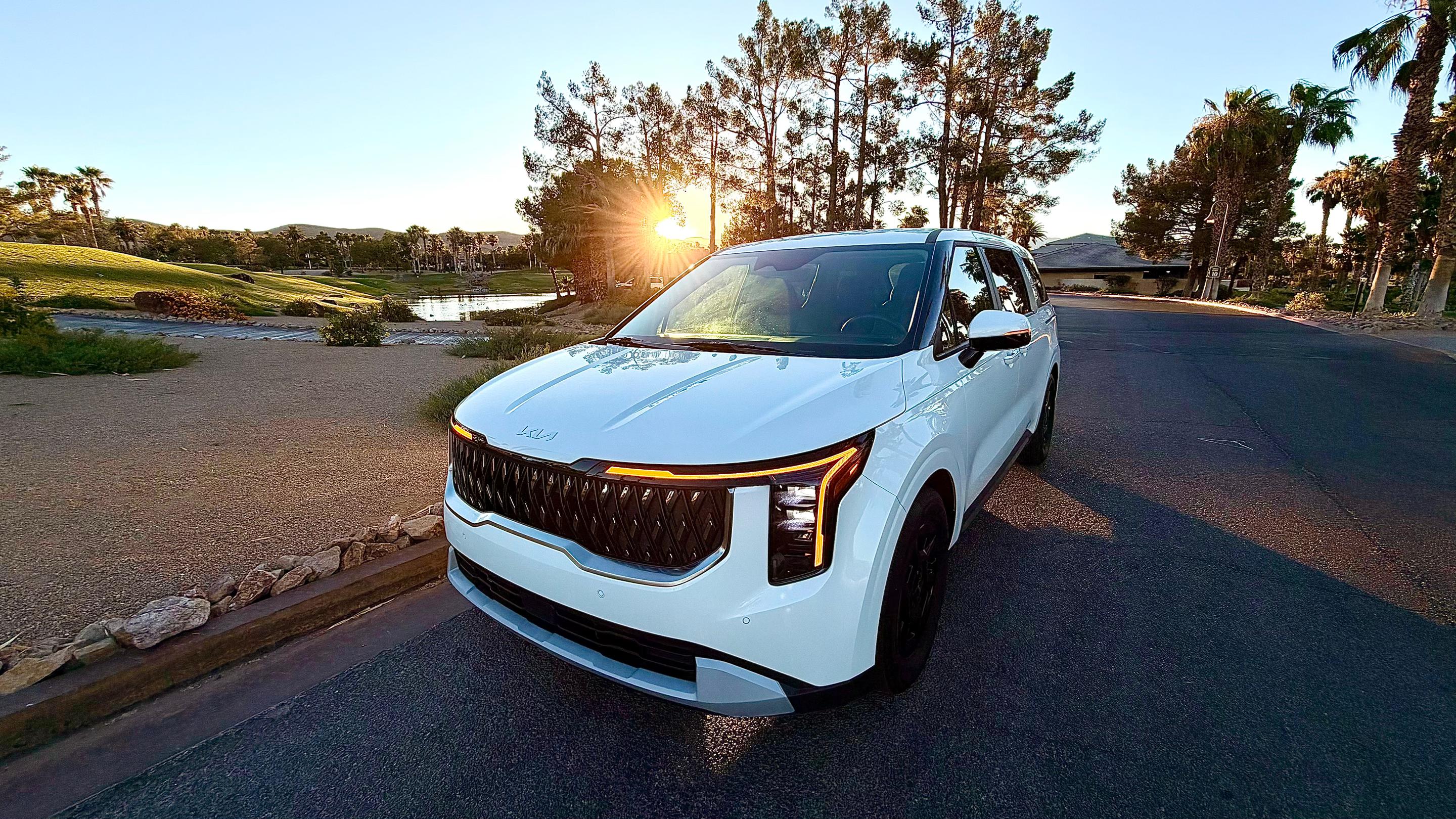 Kia Carnival 2026 in Paradise, NV