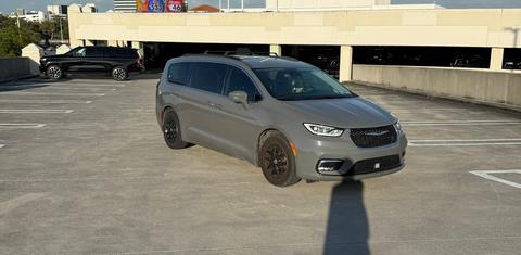 Chrysler Pacifica 2022