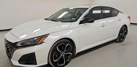 Nissan Altima 2023