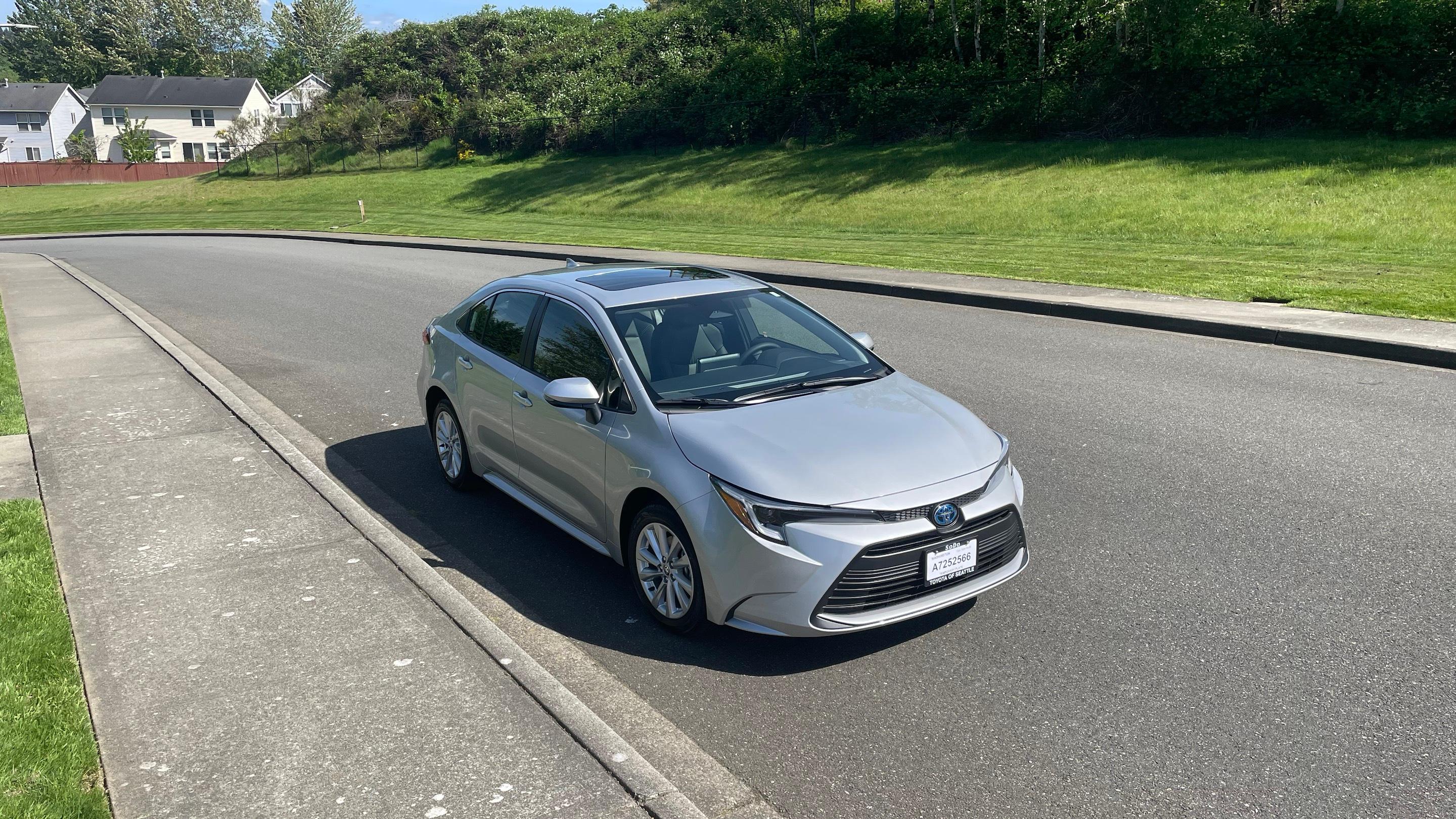 Toyota Corolla Hybrid 2024 in SeaTac, WA