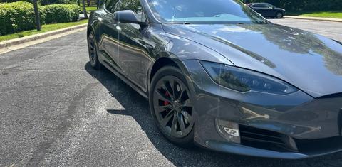 Tesla Model S 2019