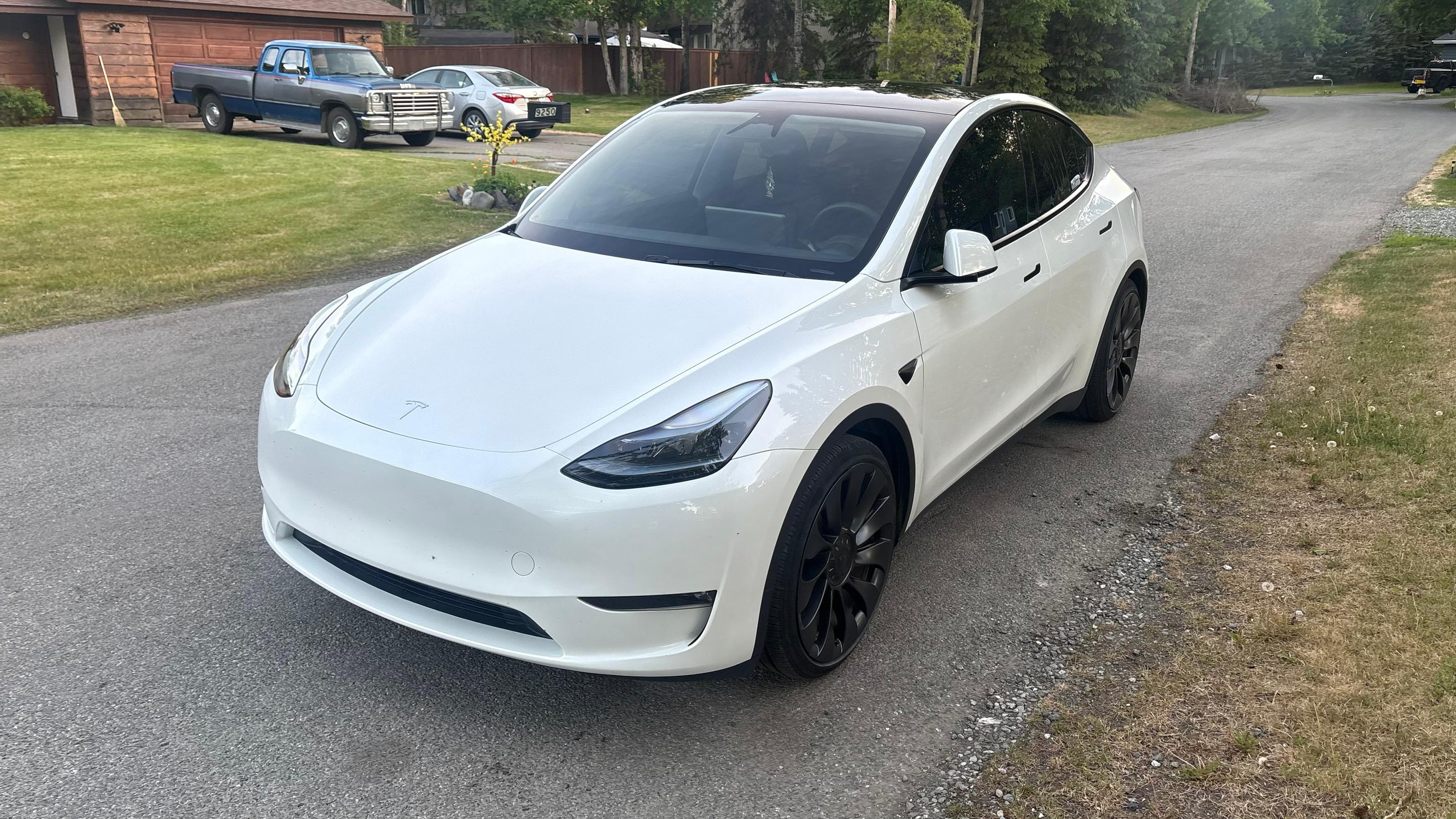 Tesla Model Y 2025 in Anchorage, AK
