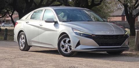 Hyundai Elantra 2021