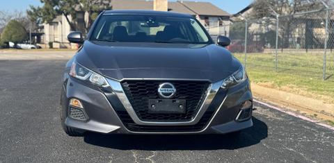 Nissan Altima 2021